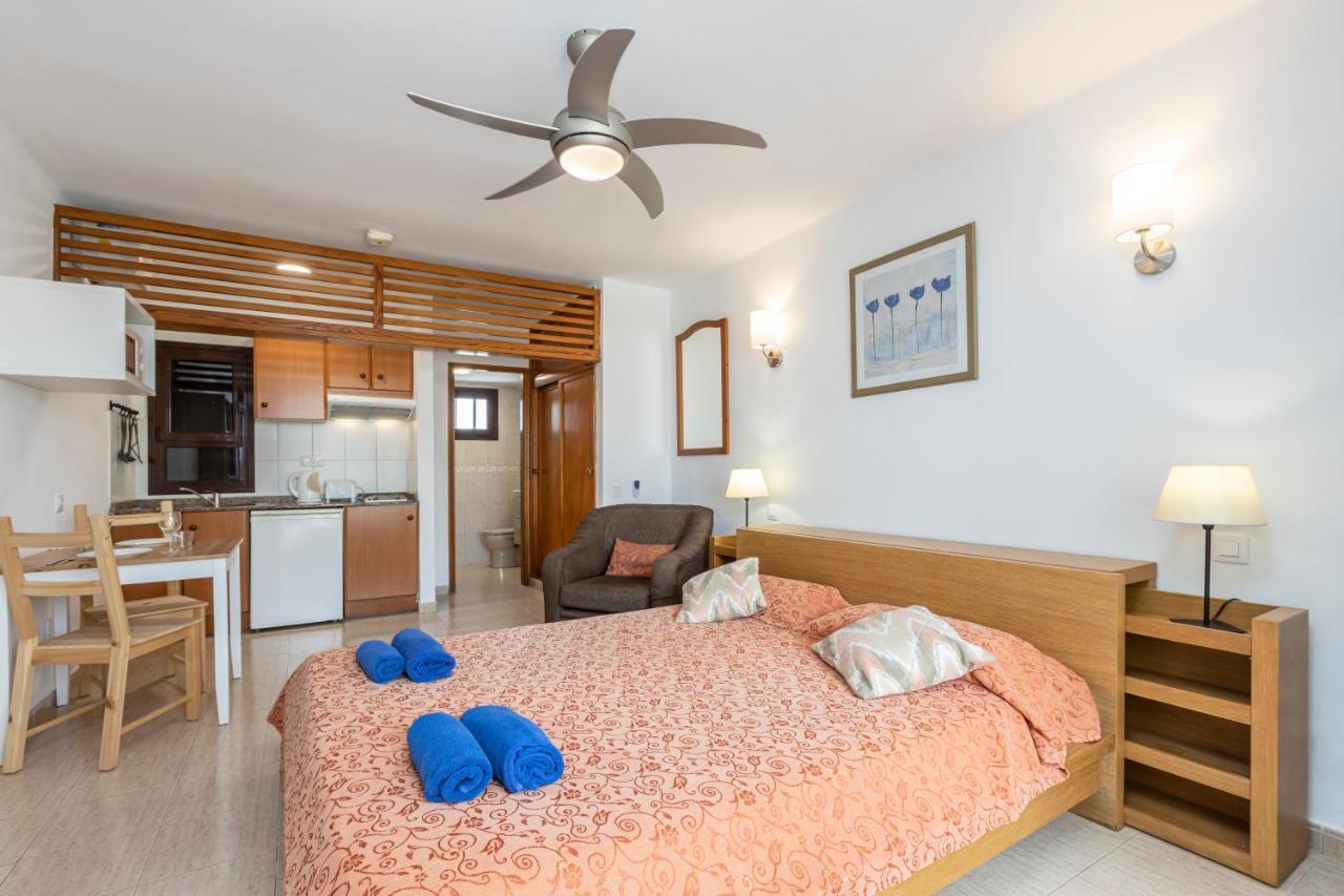 Apartamentos Las Lilas (Adults Only) Puerto del Carmen  Exterior photo