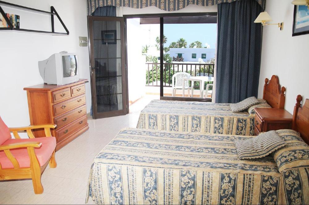 Apartamentos Las Lilas (Adults Only) Puerto del Carmen  Exterior photo