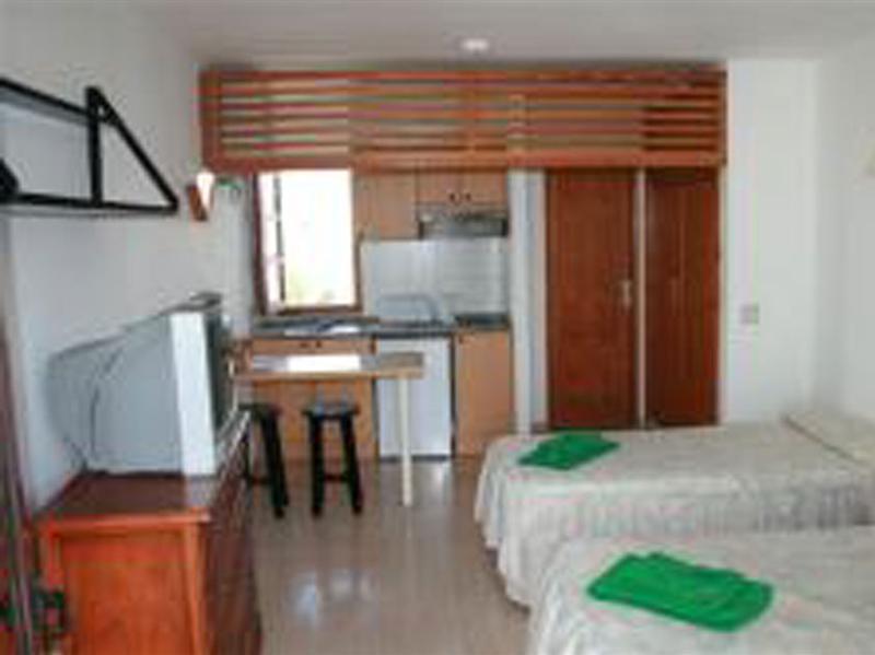 Apartamentos Las Lilas (Adults Only) Puerto del Carmen  Exterior photo